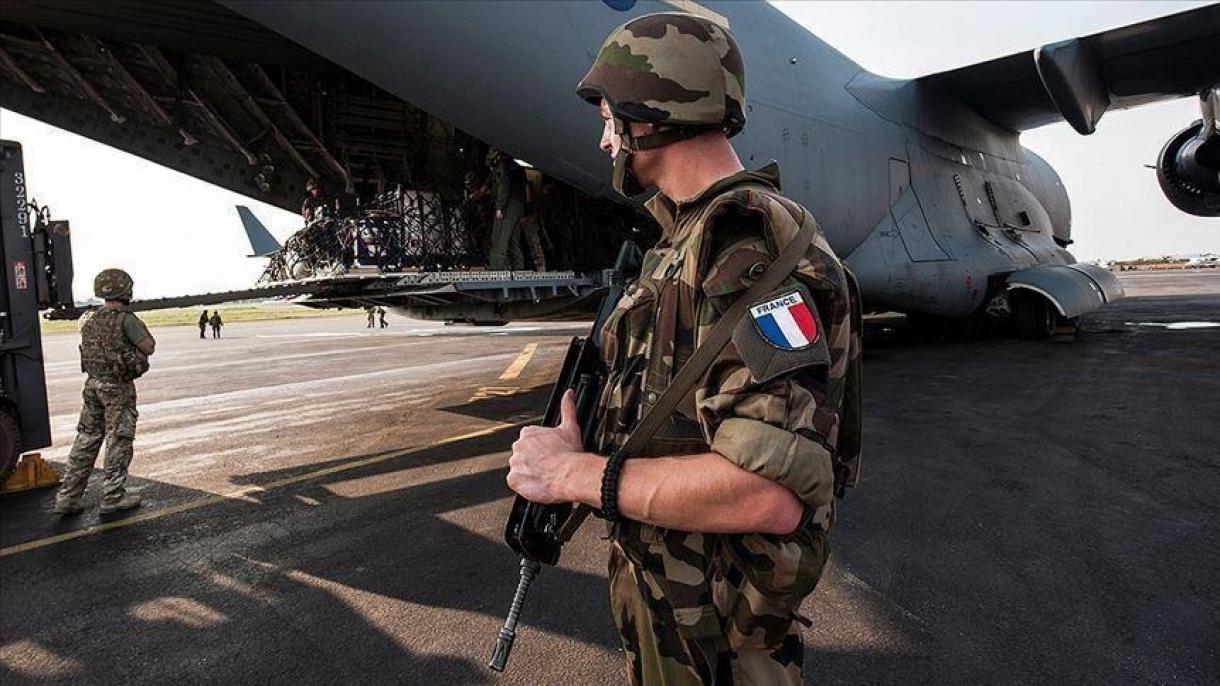 Escándalo de contrabando de armas en el ejército francés