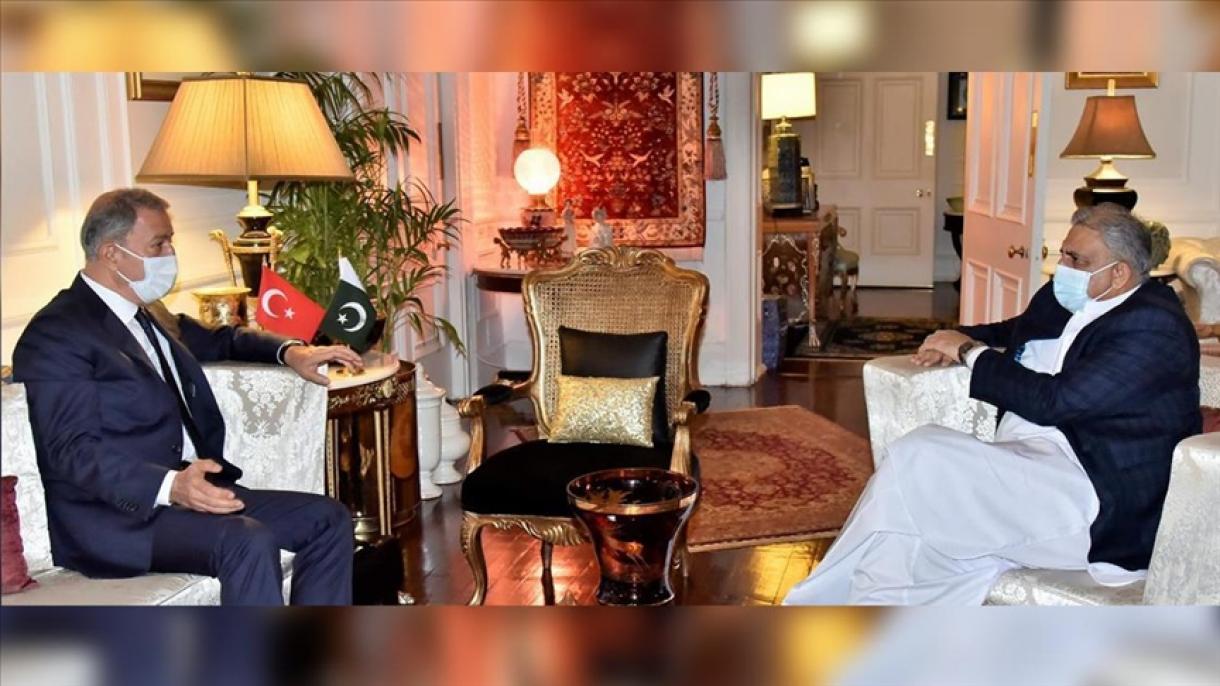 ترک وزیر دفاع کی پاک آرمی چیف سے اسلام آباد میں ملاقات