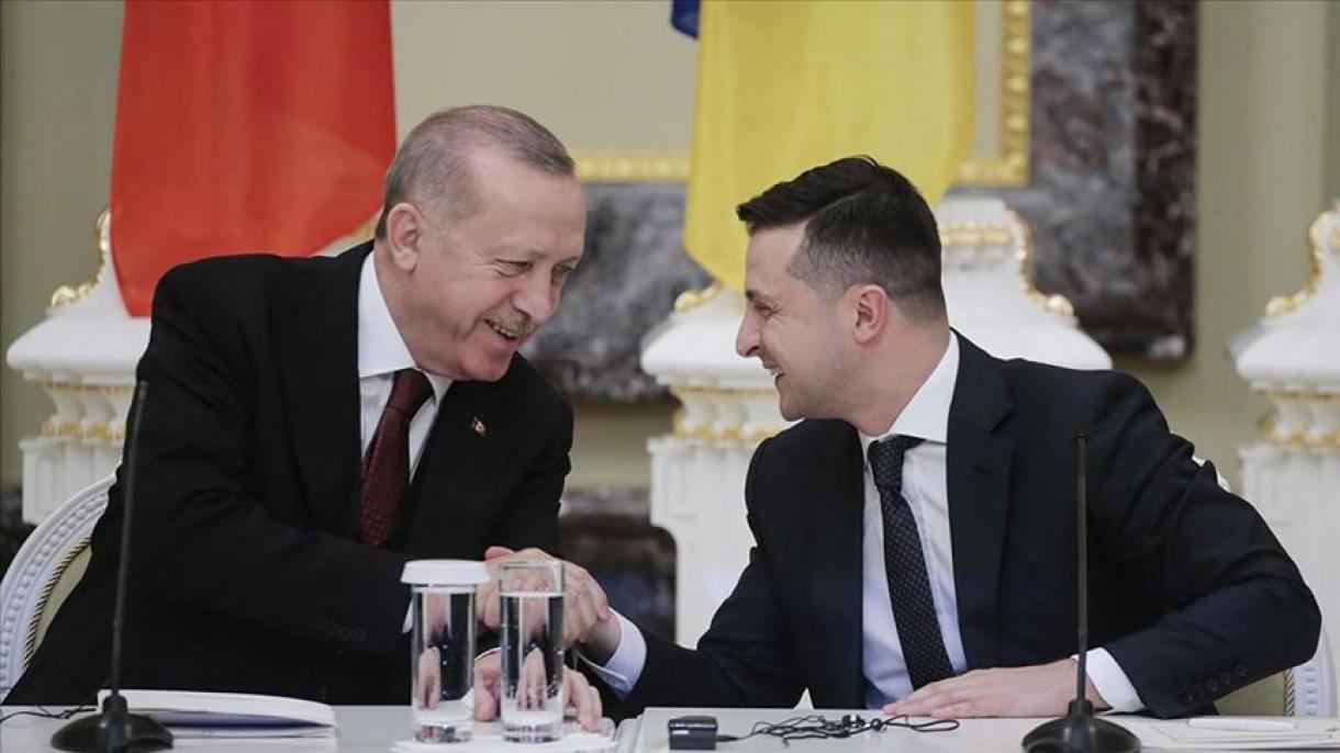 Президентът на Украйна идва на посещение в Турция...