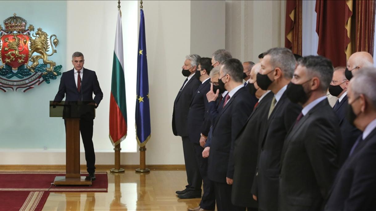 Служебното правителство на България ще проведе своето първо заседание...
