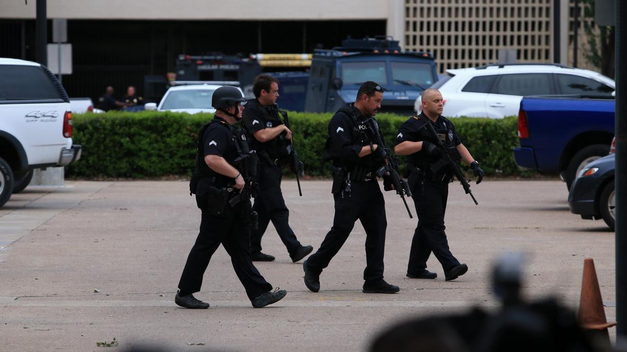 Dallas, uccisi 5 agenti in imboscata, presunto killer era riservista
