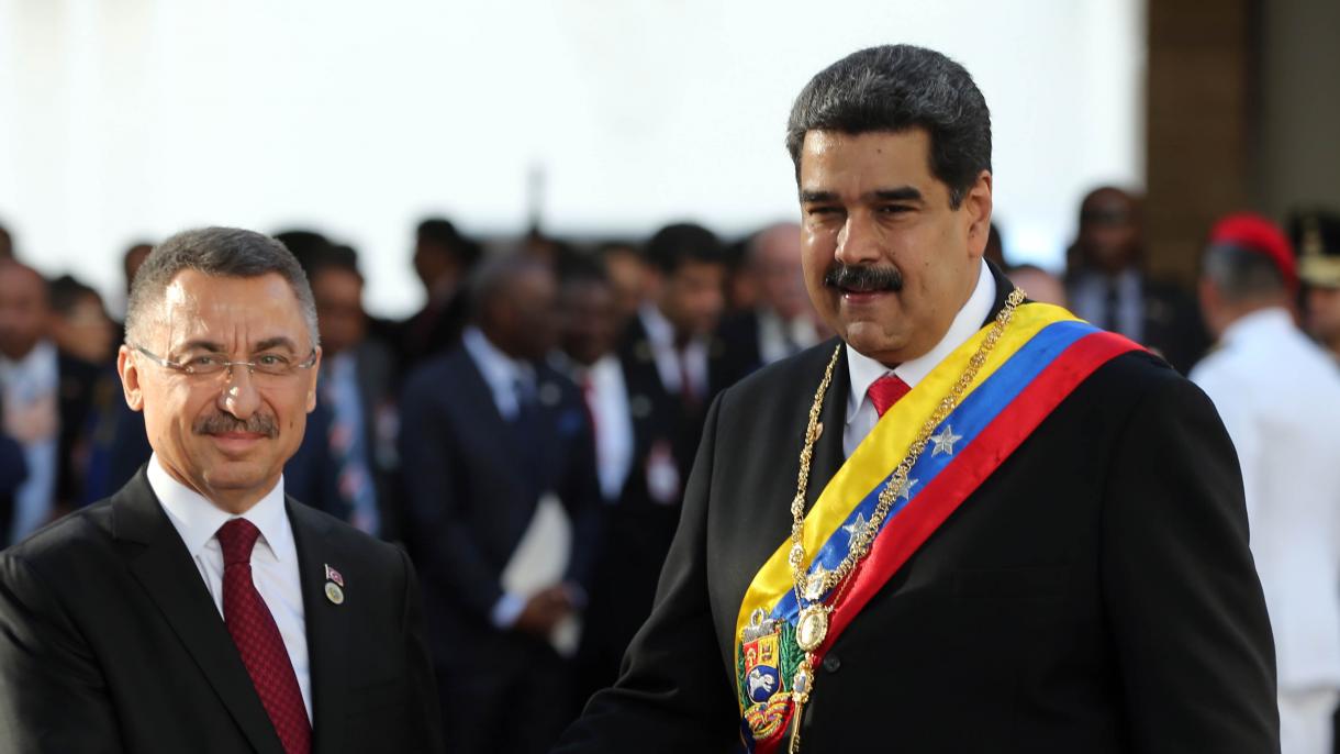 委内瑞拉总统马杜罗宣誓就职