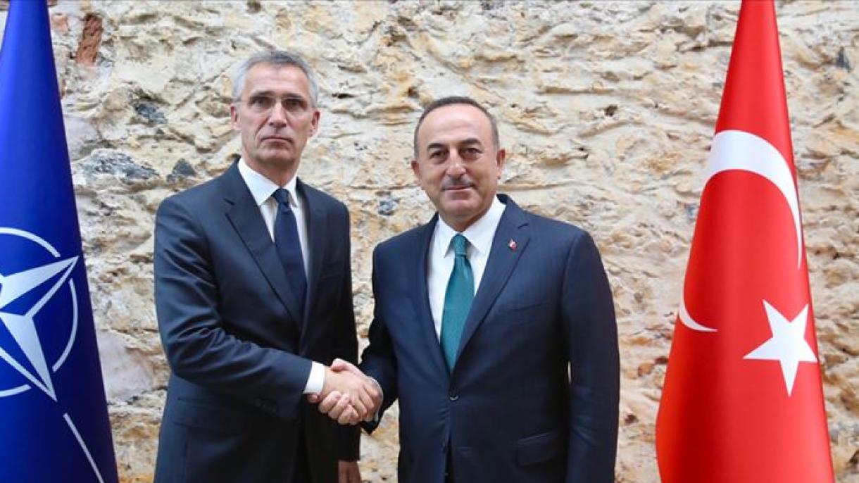Mövlud Çavuşoğlu NATO-nun baş katibi Yens Stoltenberq ilə görüşüb