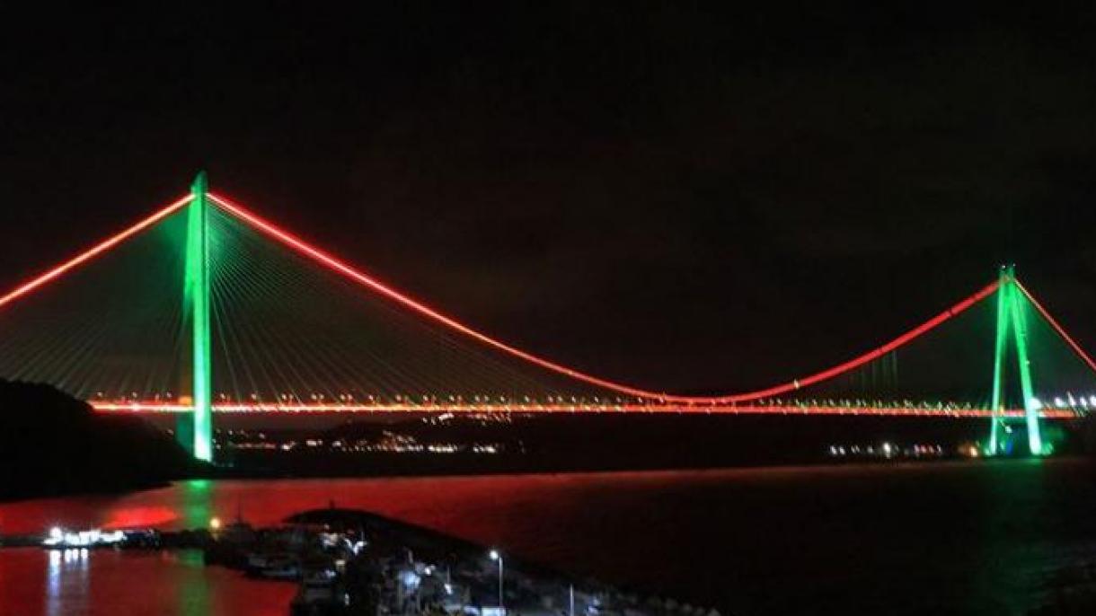 Мостовете над Босфора бяха осветени с афганистанското знаме...