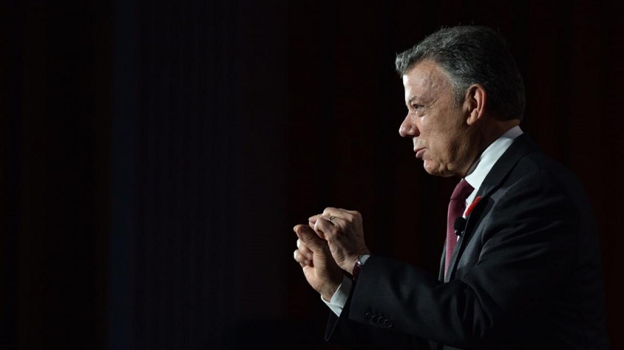 El presidente de Colombia busca en Emiratos Árabes Unidos  mercados e inversores
