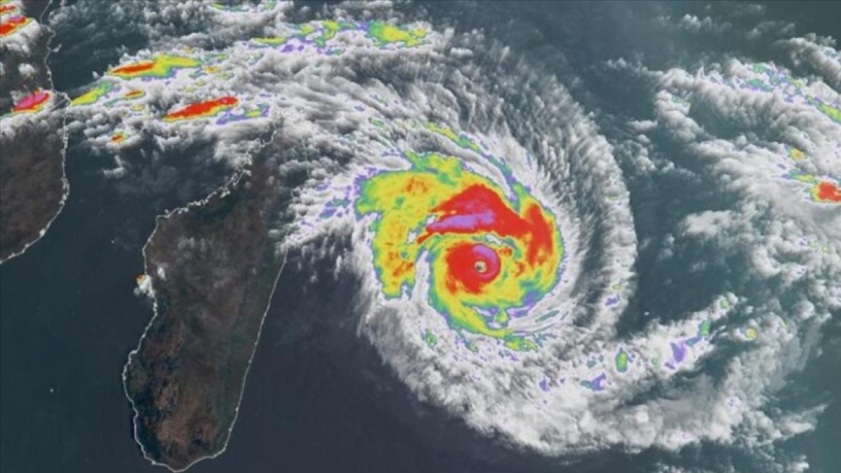 Veszélyhelyzetet rendeltek el Madagaszkáron a Batsirai ciklon miatt