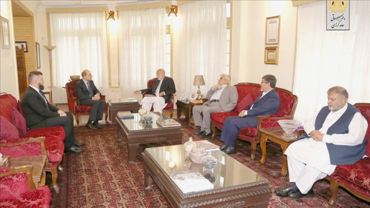رئیس جمهور سابق افغانستان با سفیر روسیه در کابل دیدار و گفتوگو کرد