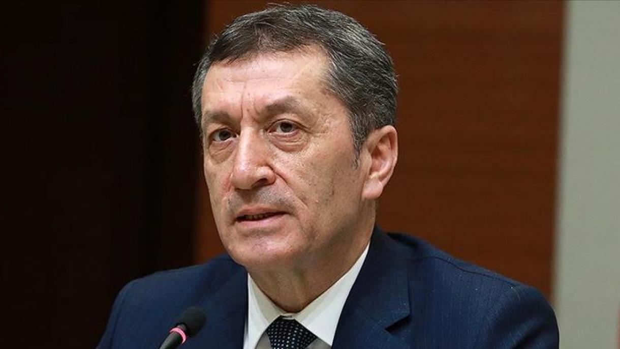 Повик од министерот за национално образование Зија Селчук до граѓаните да останат дома