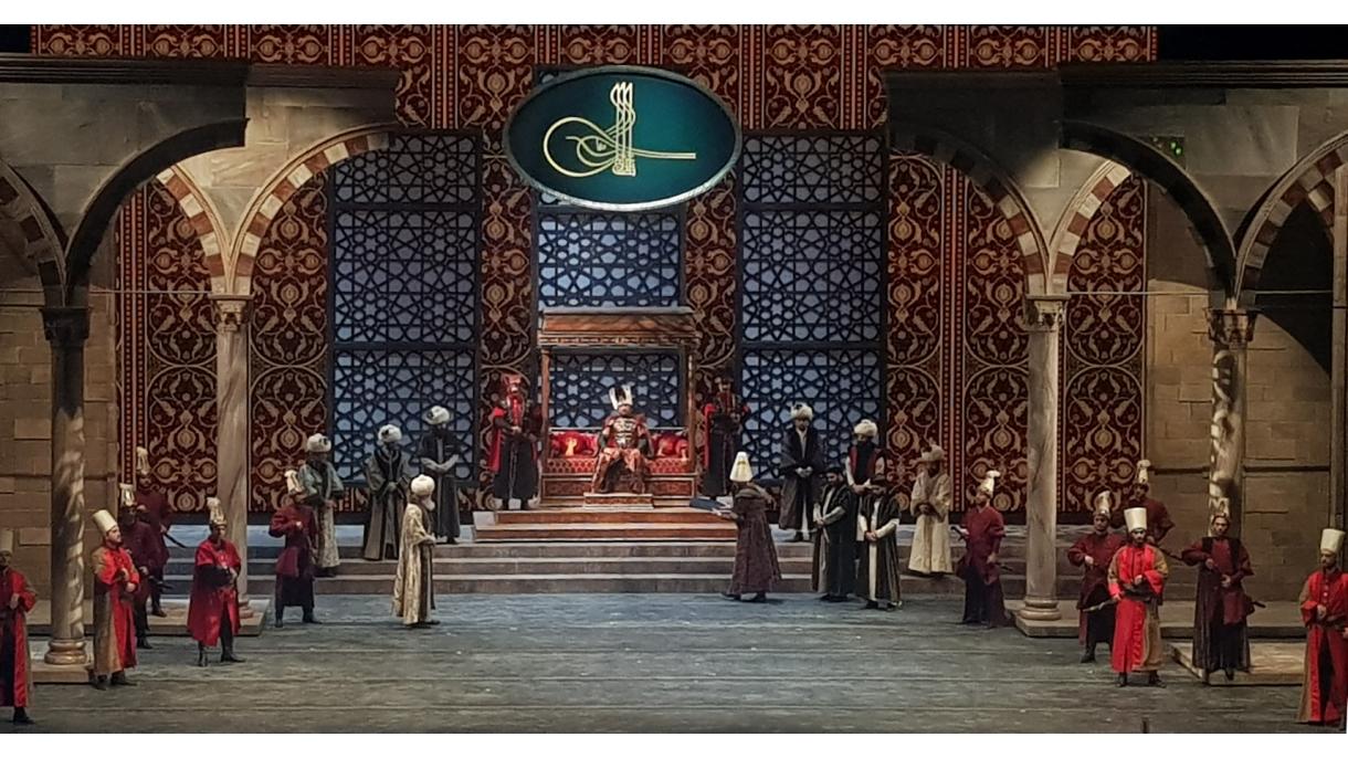 01 Sinan - Atatürk Kültür Merkezi di Istanbul.jpg