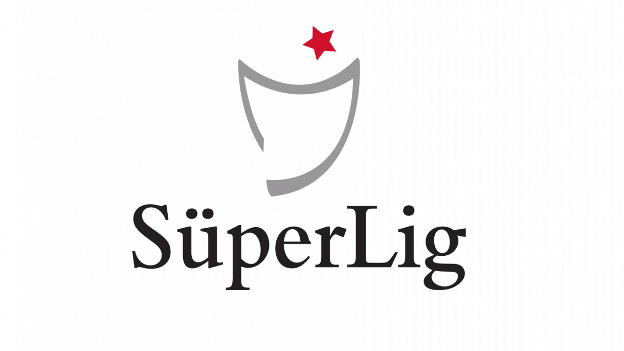 Türkiyə Super Liqasının oyunları təxirə salındı