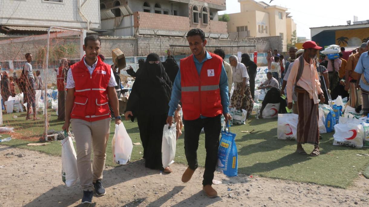ارسال کمک بشردوستانه هلال احمر ترکیه به یمن
