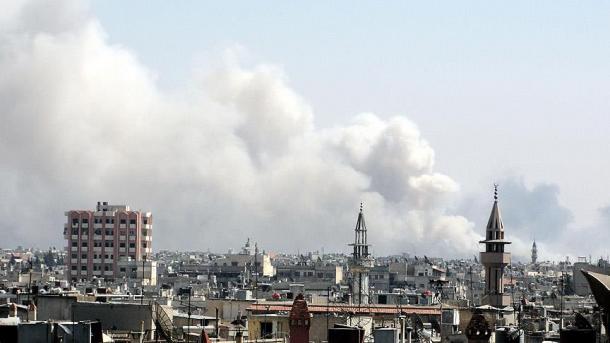Homsz tartományt bombázták Aszad gépei: 13 halott