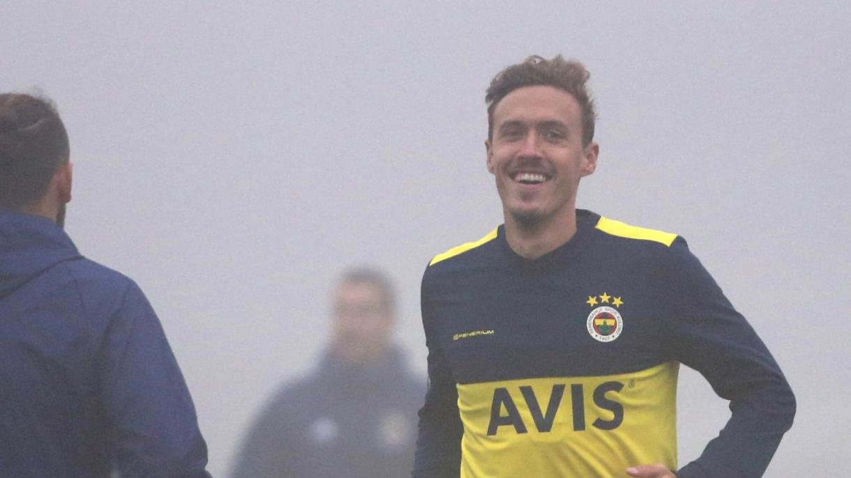 Max Kruse de Fenerbahçe ha celebrado el 29 de octubre el Día de la República a través de un video