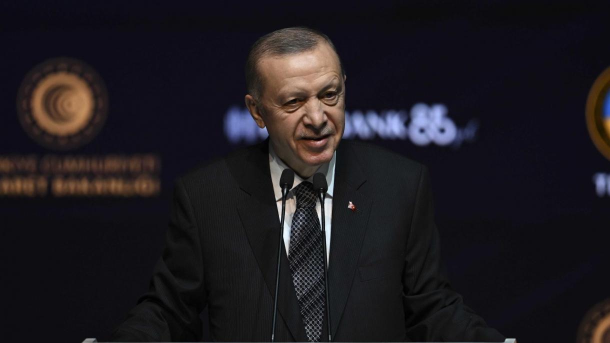 Prezident Erdogan Ankarada telekeçiler bilen duşuşdy