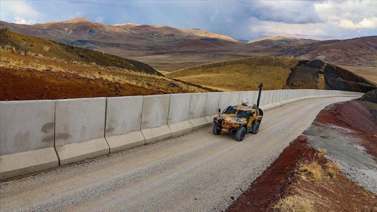 طی یک سال اخیر از ورود بیش از 120 هزار مهاجر غیرقانونی از مرز ایران به استان وان جلوگیری شد