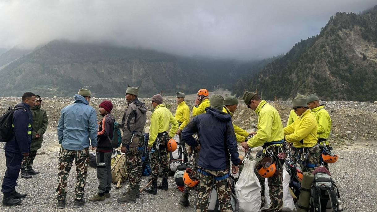 Nepálban megtalálták a vasánap eltűnt utasszállító repülőgép roncsait