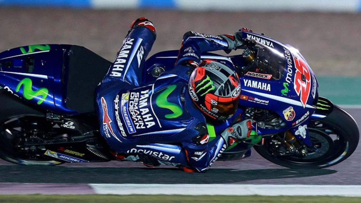 El piloto español Viñales gana el Gran Premio de Qatar