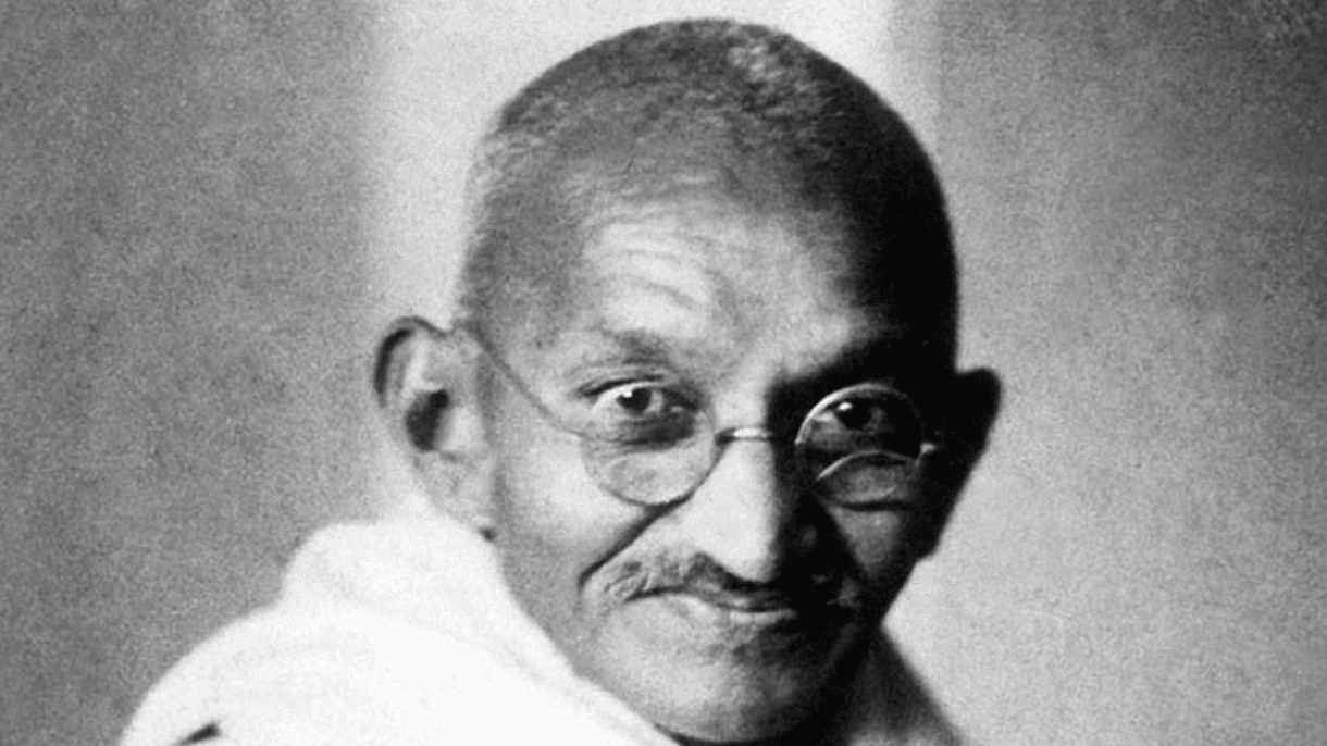مہاتما گاندھی کا چشمہ ریکارڈ قیمت میں نیلام