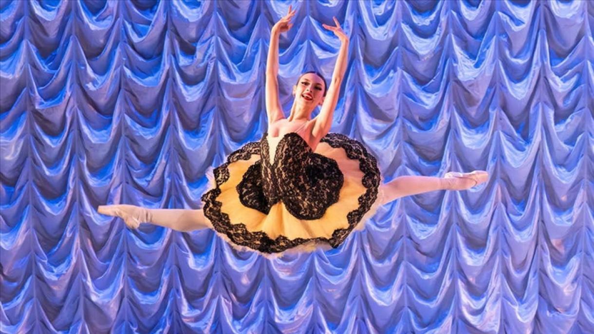 Török balerina második lett a Moszkvában megrendezett balettversenyen