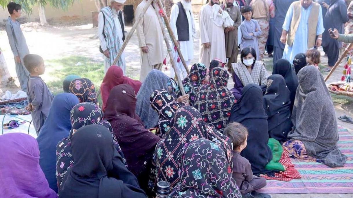 وزیر اعظم کی معاون خصوصی ڈاکٹر ثانیہ نشتر کا دورہ ہرنائی، زلزلہ متاثرہ علاقوں کا جائزہ