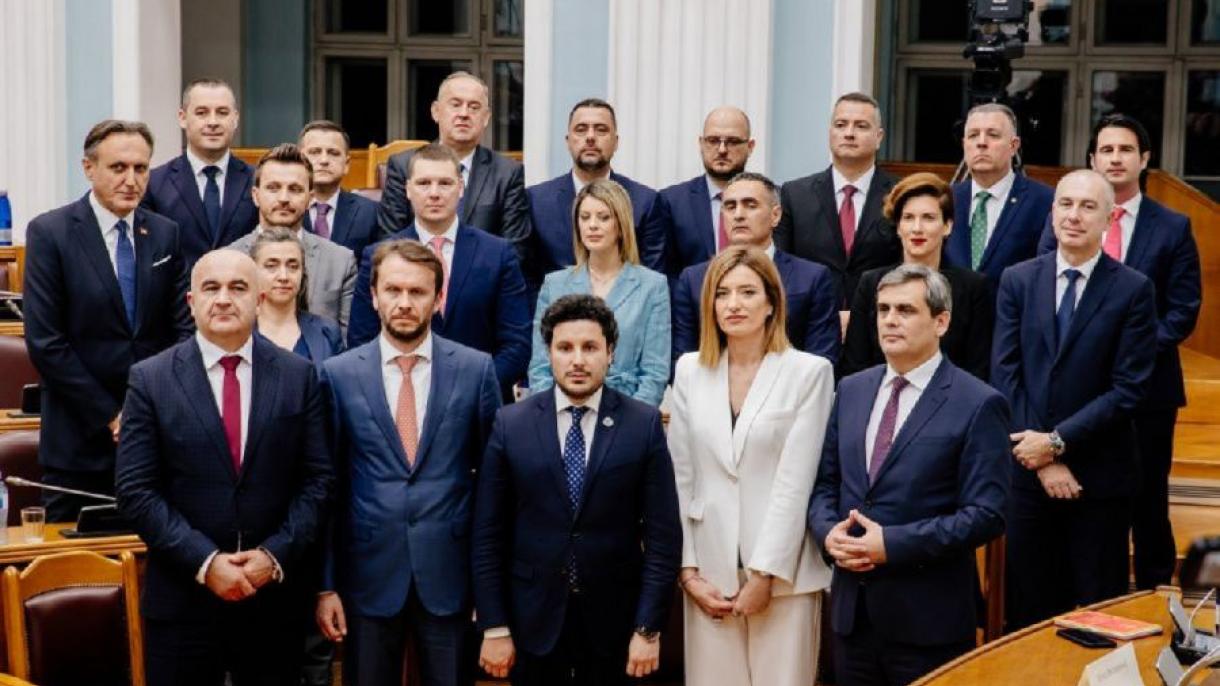 Karadağ_Dritan Abazoviç hükümeti.jpg