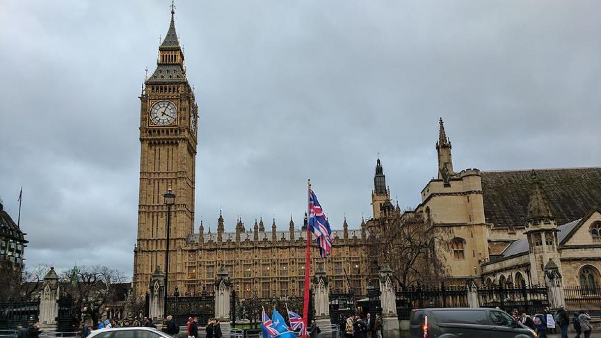 Англияда Brexit процессин аткаруу башталат