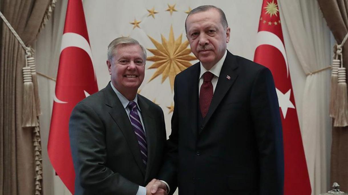 دیدار اردوغان و سناتور آمریکایی در آنکارا
