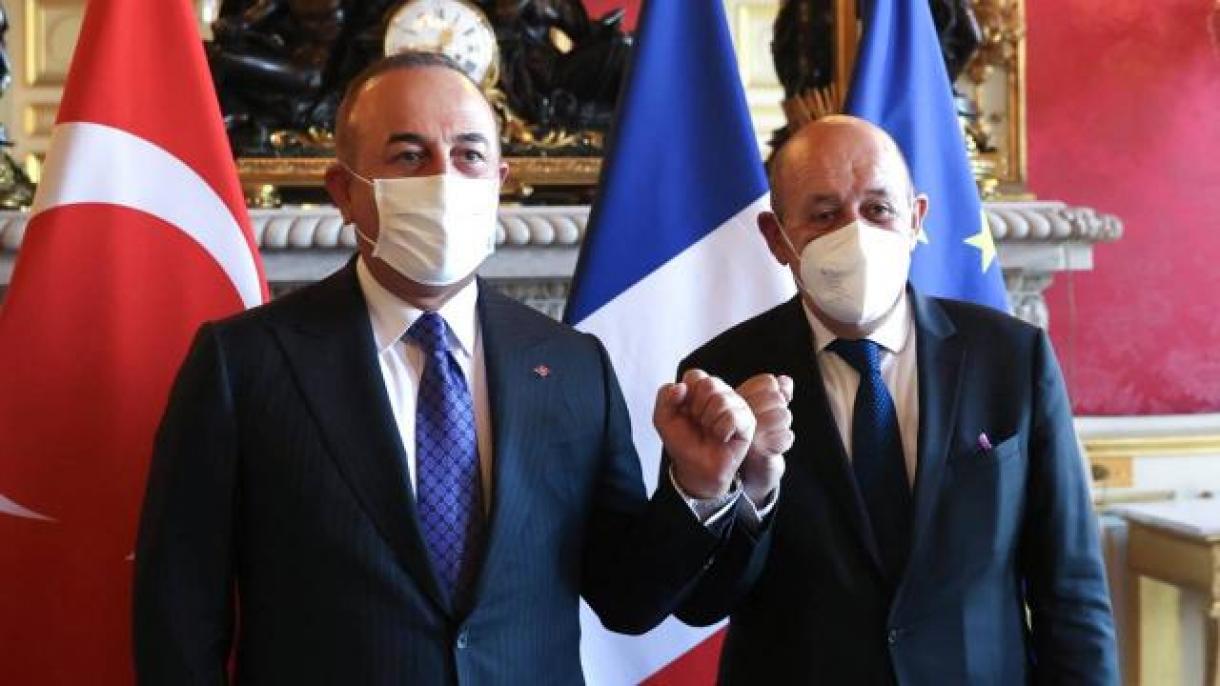 Presa franceză cu privire la reuniunea Cavușoglu – Le Drian