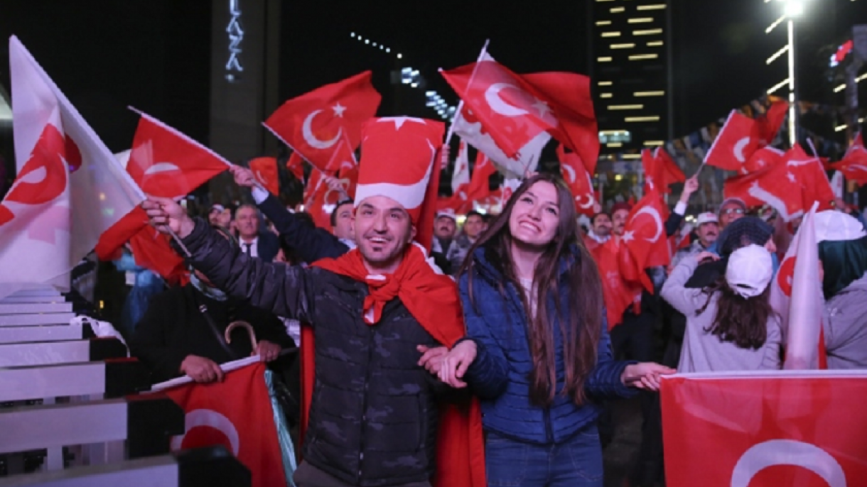 El "sí" triunfa en el referéndum de Turquía