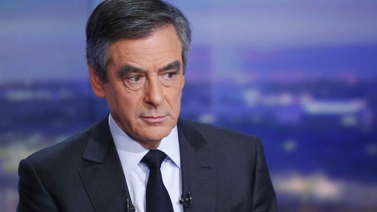 France : François Fillon condamné à 5 ans de prison…