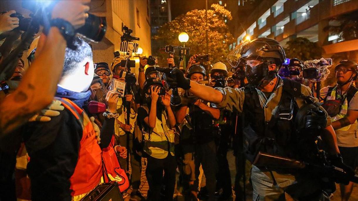 香港示威活动中首次出现自制遥控炸弹