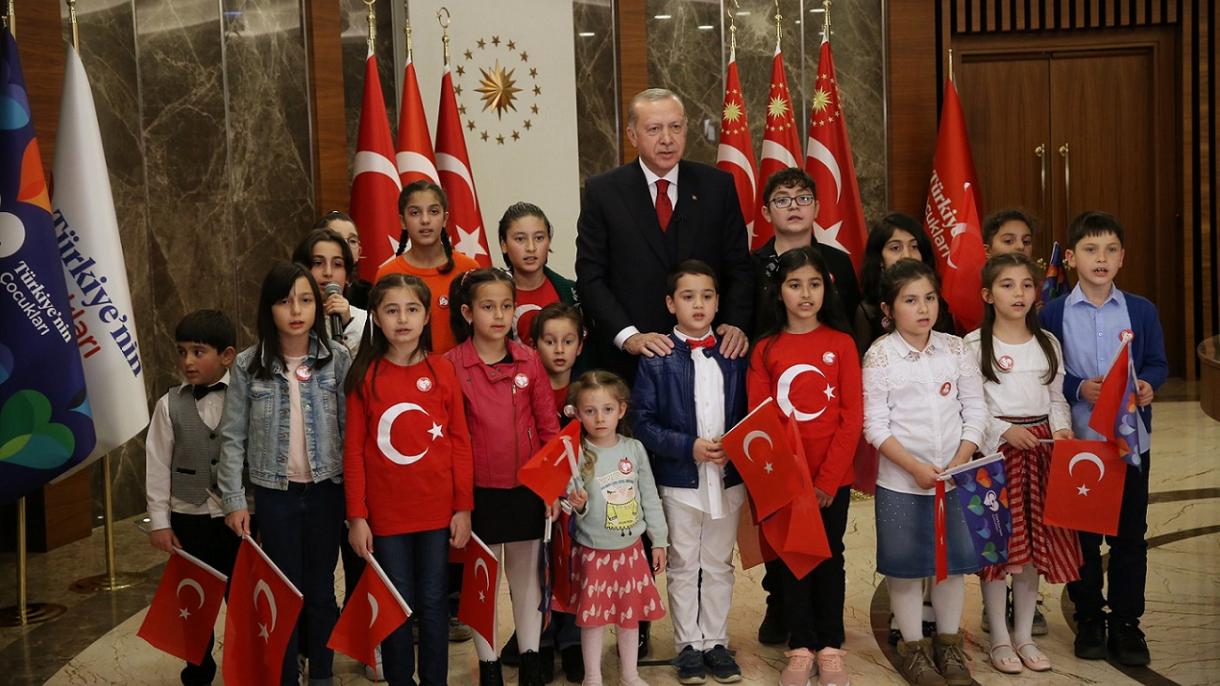 Cumhurbaşkanı Erdoğan Ulusa Sesleniş 23 Nisan Çocukları 2.jpg
