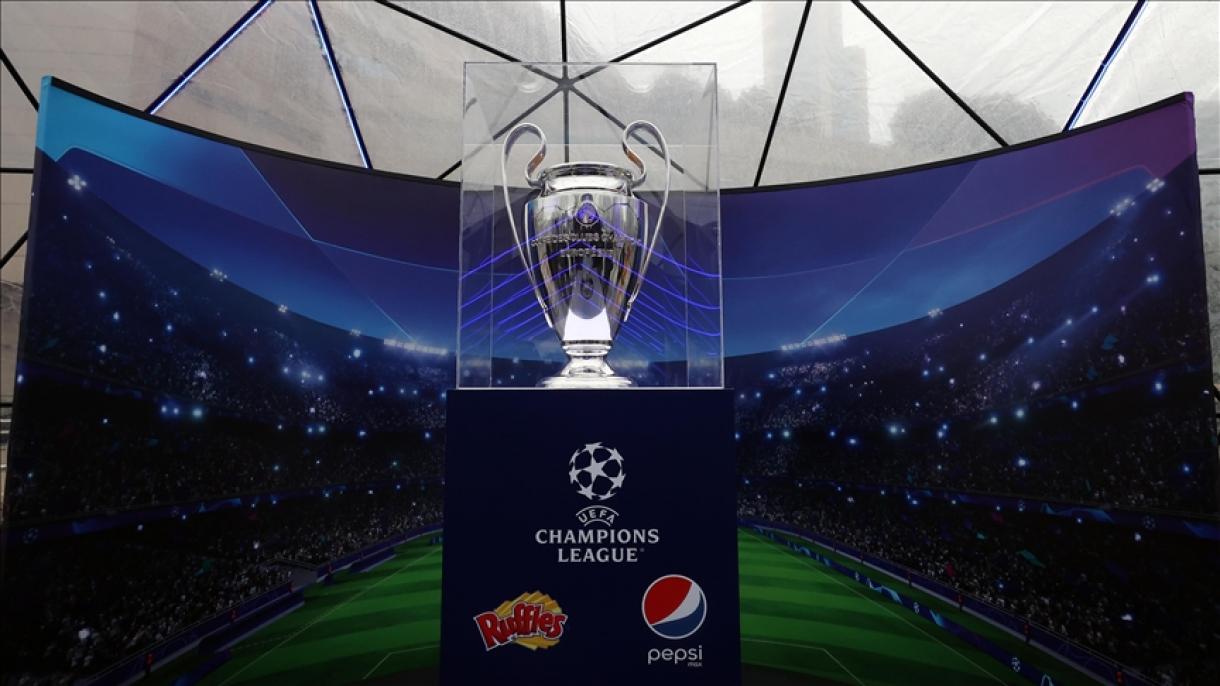 نمایش جام قهرمانی لیگ قهرمانان اروپا 2023 در استانبول