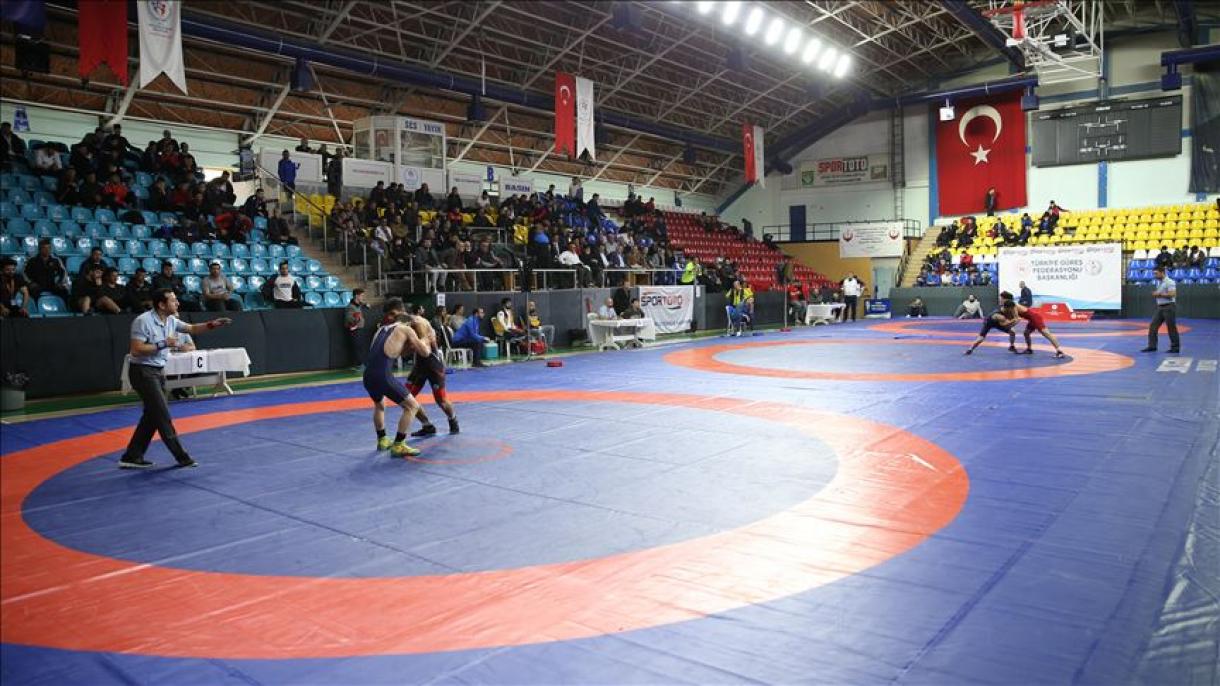 Türkiyə Güləş Çempionatına birinci gün start veriləcək