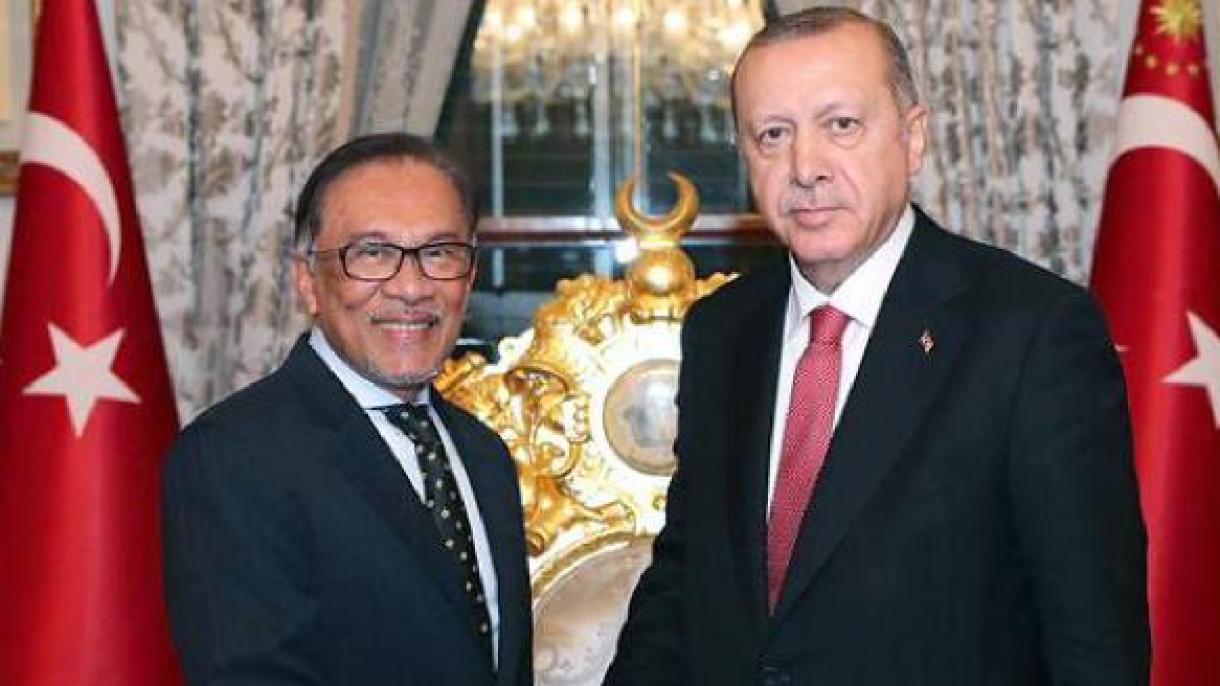 Erdogan telefonon egyeztetett malajziai miniszterelnökkel