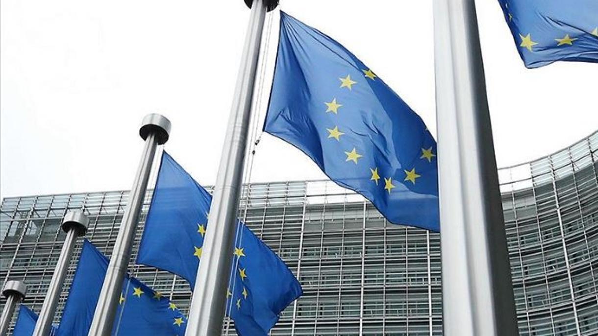 A Conselho Europeu dá luz verde a ajuda de 3.000 milhões de euros a 10 países