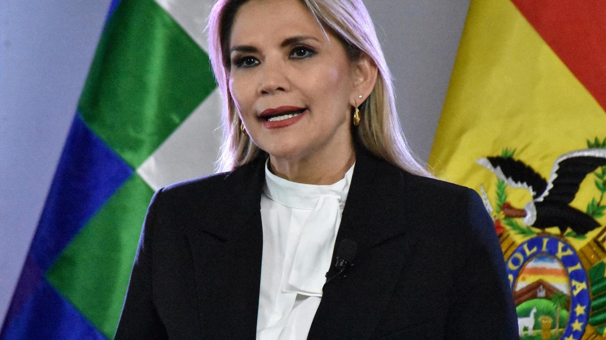 A detenção preventiva contra a ex-presidente boliviana Jeanine Áñez é estendida por seis meses