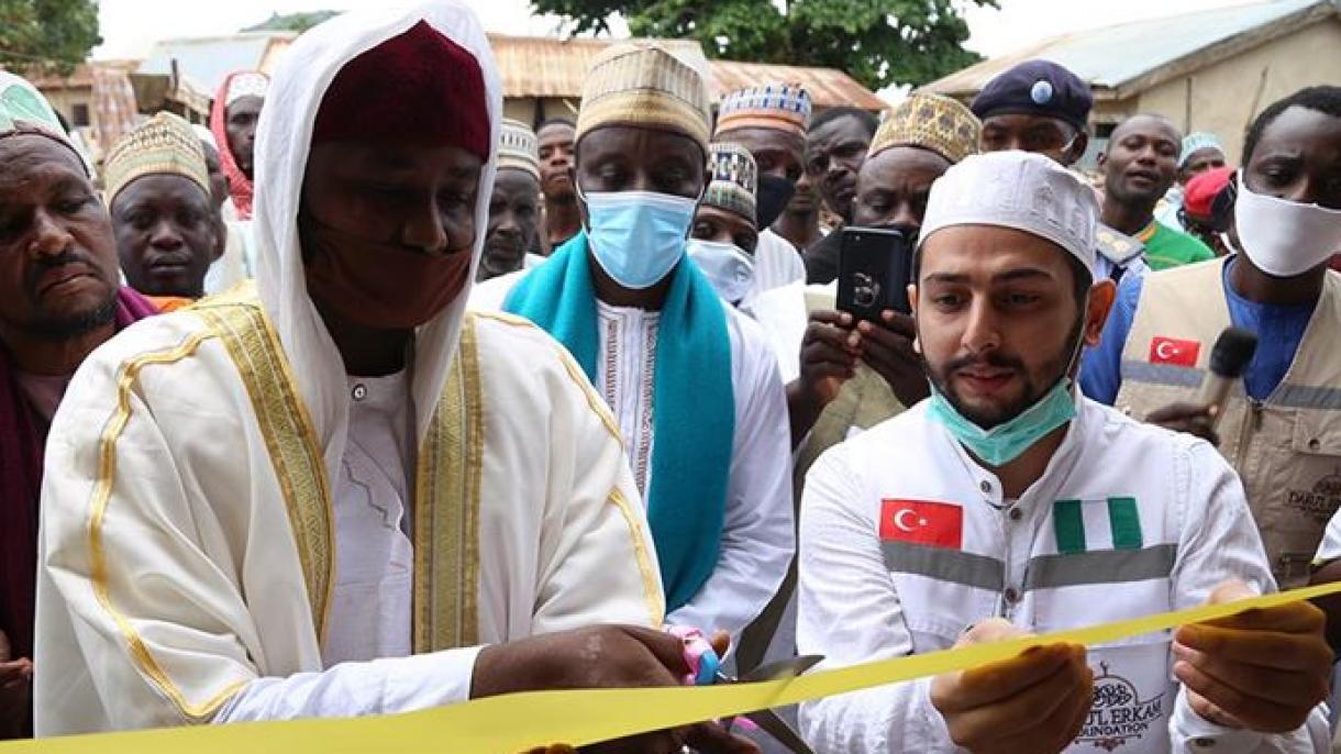 Felavatták a török adományokból építtetett mecsetet Nigériában