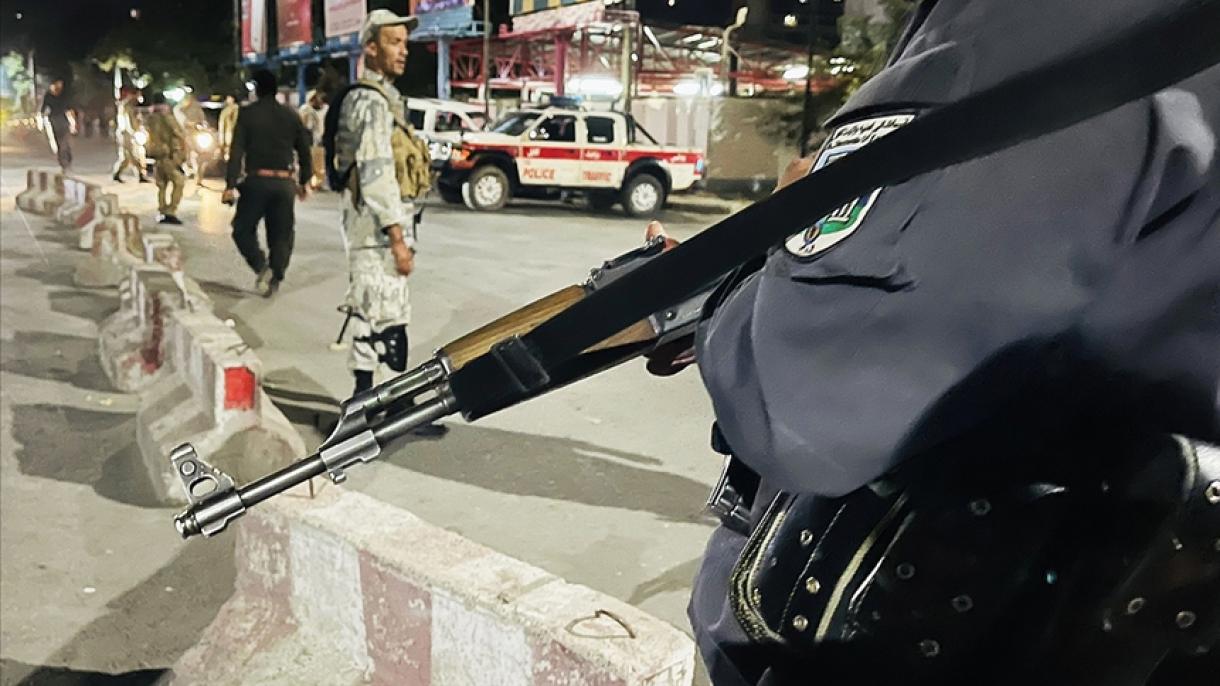 kabulda dölet mudapie ministirining öyining aldida yüz bergen hujumda 8 kishi qaza qildi