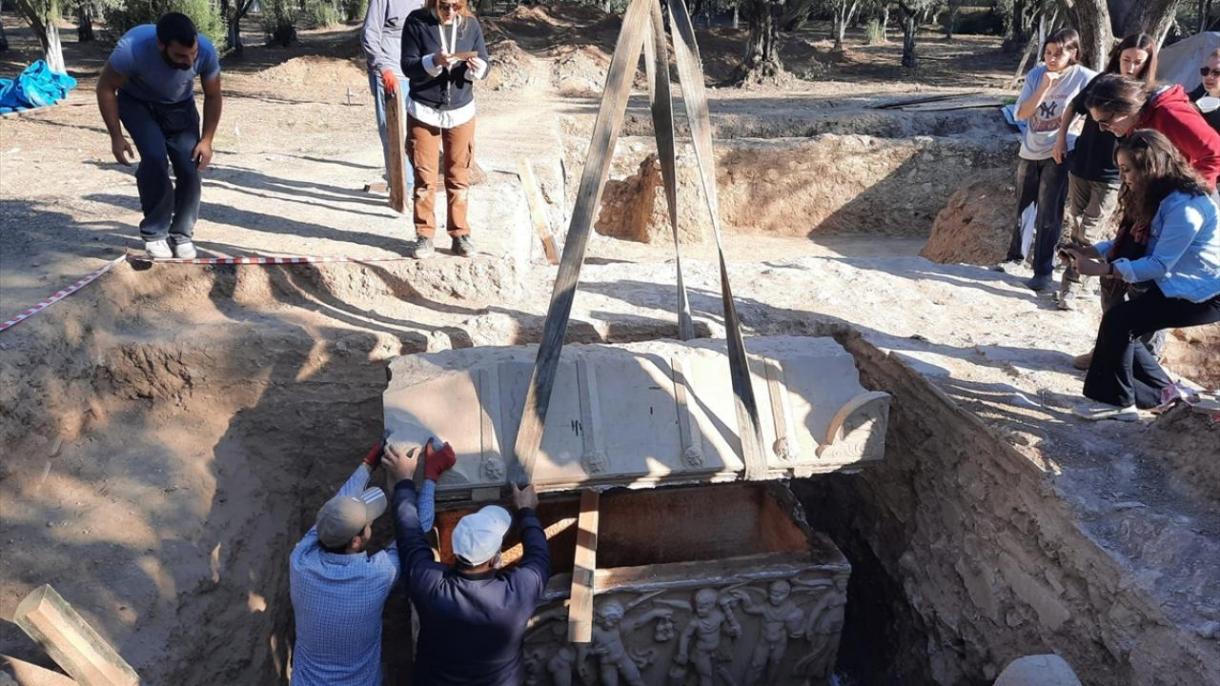 iznik nekropol kazıları1.jpg