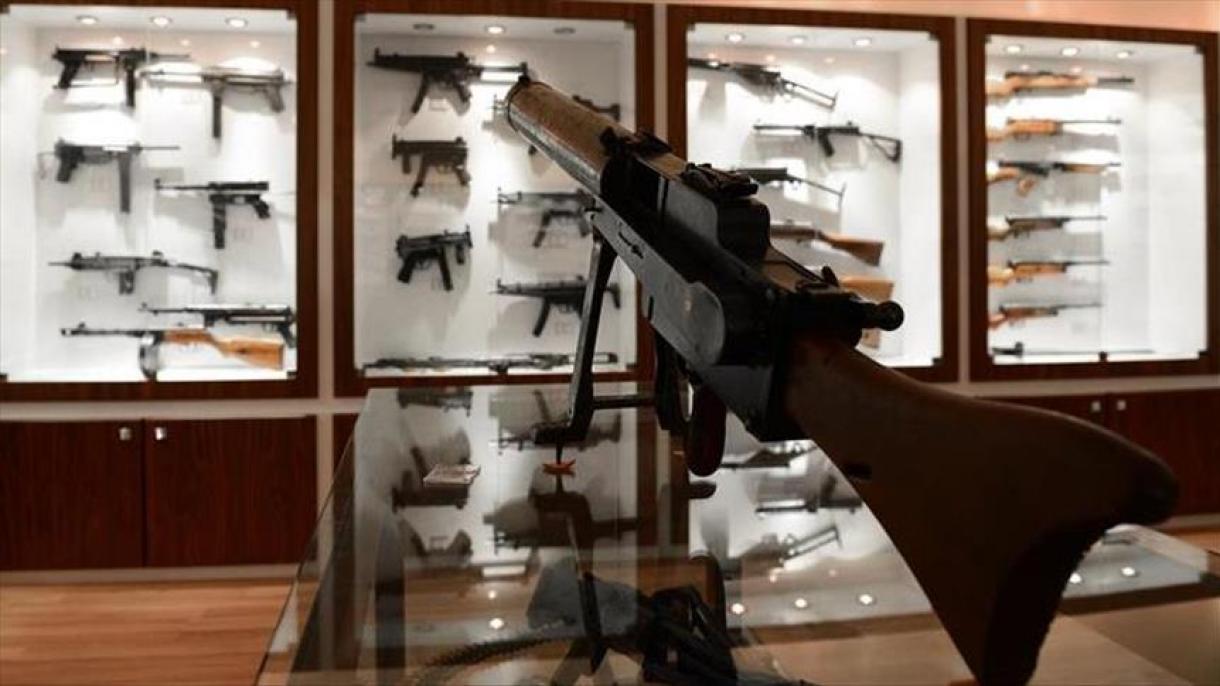 نمایشگاه اسلحه در ایالتی که حمله ای مسلحانه و مرگبار در یک مدرسه انجام شد