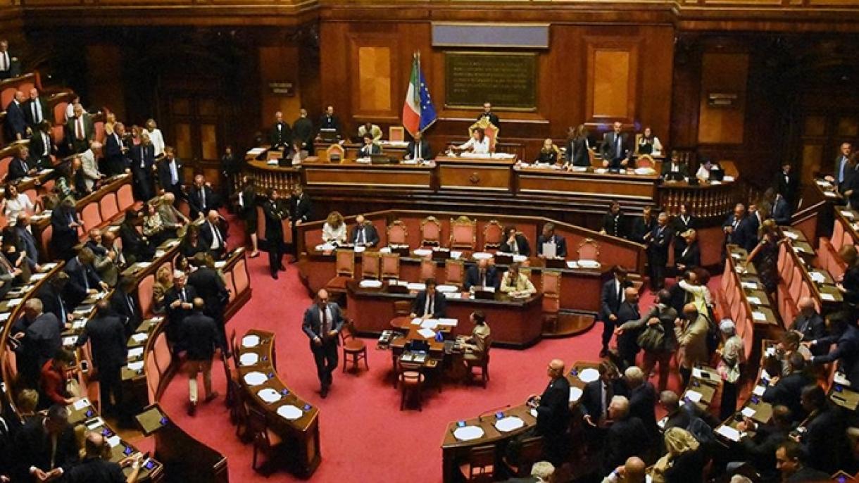 Italia, governo Draghi riceve il voto di fiducia dal Senato