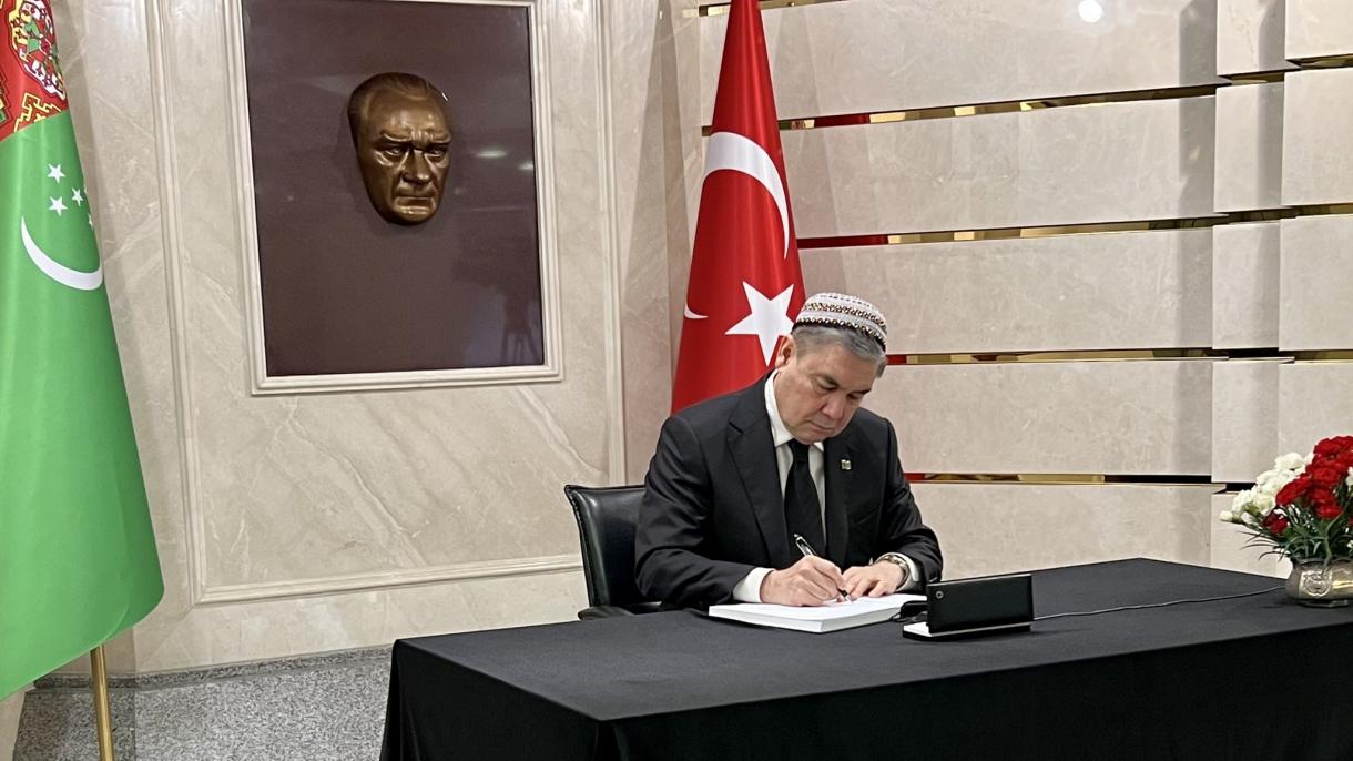 Gurbangulu Berdimuhamedov Turkiya elchixonasiga borib, hamdardlik bildirdi