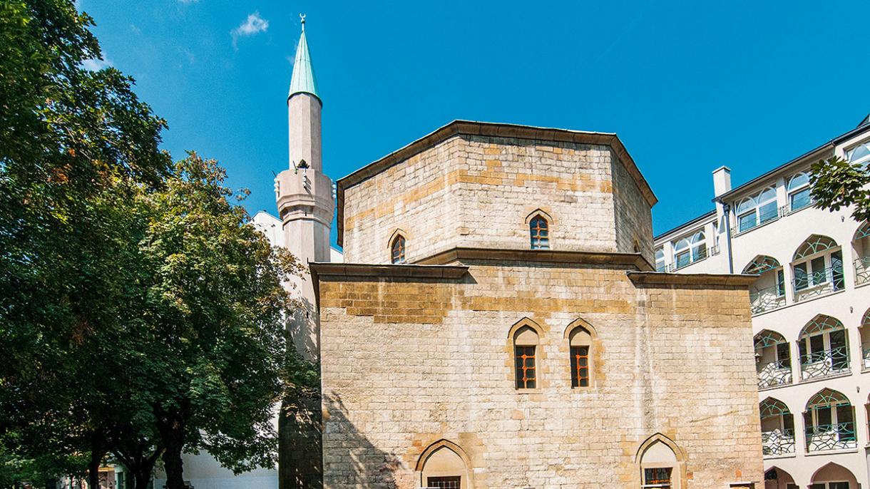 Bajram-namaz klanjan u jedinoj beogradskoj džamiji
