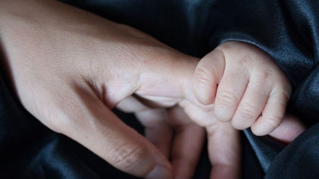 中国一位确诊病例孕妇生下健康宝宝