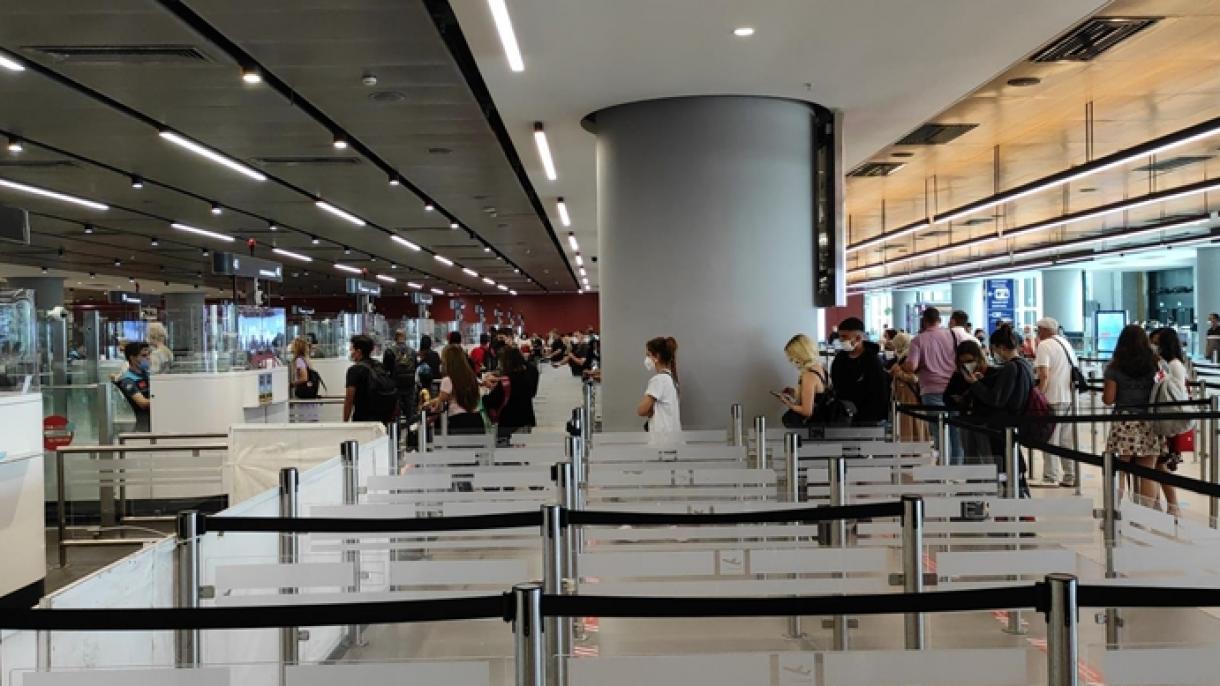 Rusiyä turistları İstanbulğa häm Antaliyağa kilde