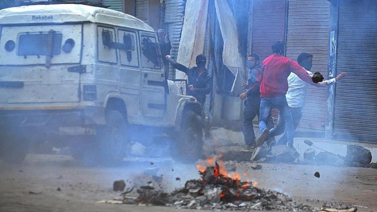 مقبوضہ جموں و کشمیر میں بھارتی سیکورٹی فورسز کی فائرنگ سے آٹھ افراد جان بحق ایک سو زخمی