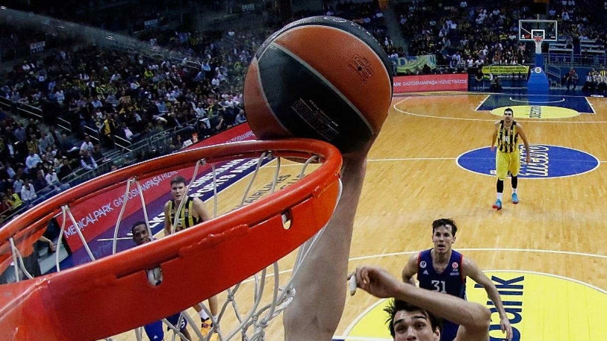 Fǝnǝrbaxça vǝ Efes bu gün İsrail vǝ Rus rǝqiblǝri ilǝ qarşılaşacaq