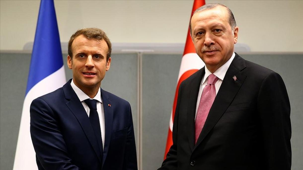 Makron fransuz-türk gatnaşyklaryny ösdürmek isleýär