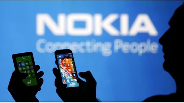 “Nokia” şirkəti telefon bazarına qayıtmaq üçün tələsmədiyini bildirib
